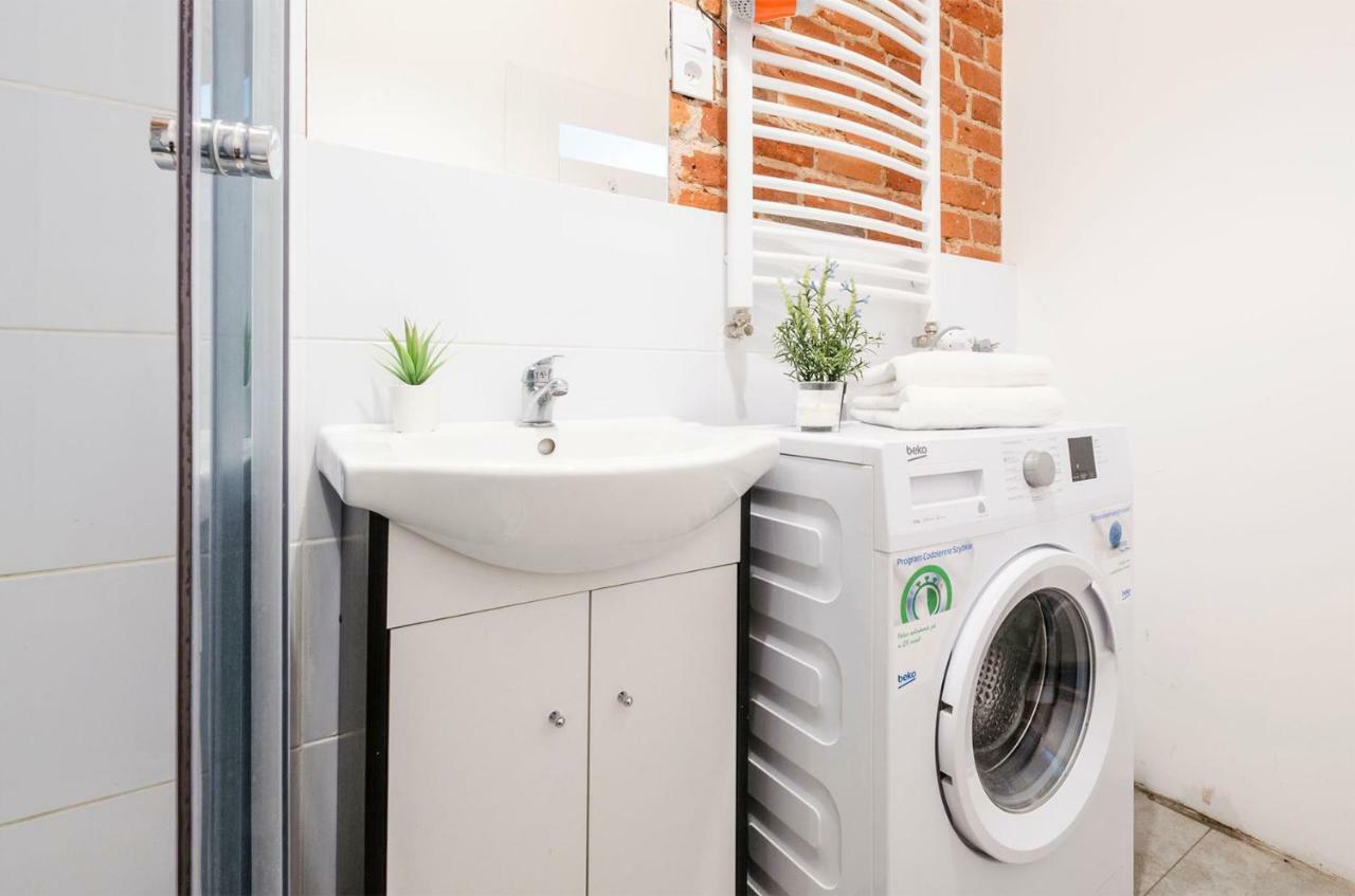 Apartstate Rooms On Wschodnia, 36 Lodž Exteriér fotografie